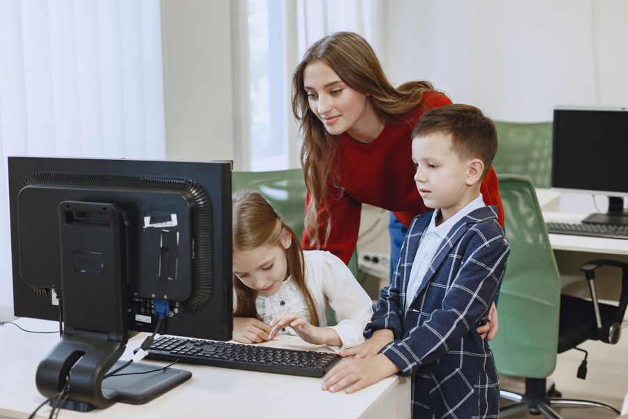 adaptive learning software